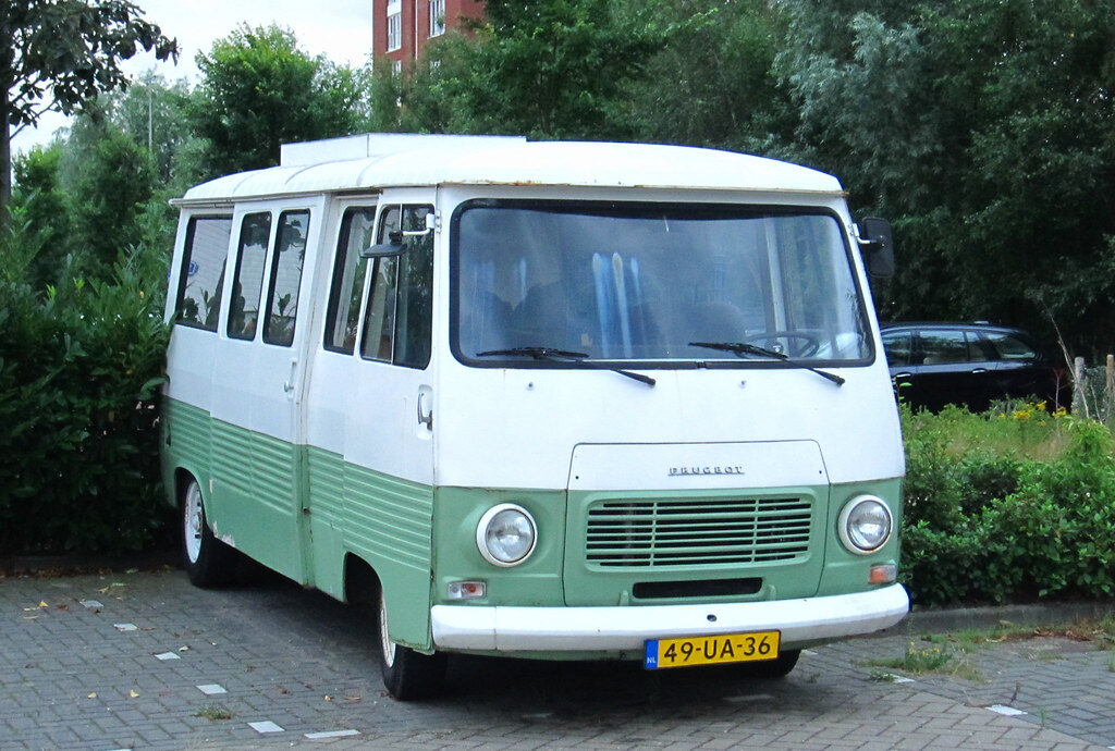 1974 Peugeot J7 1,8 D